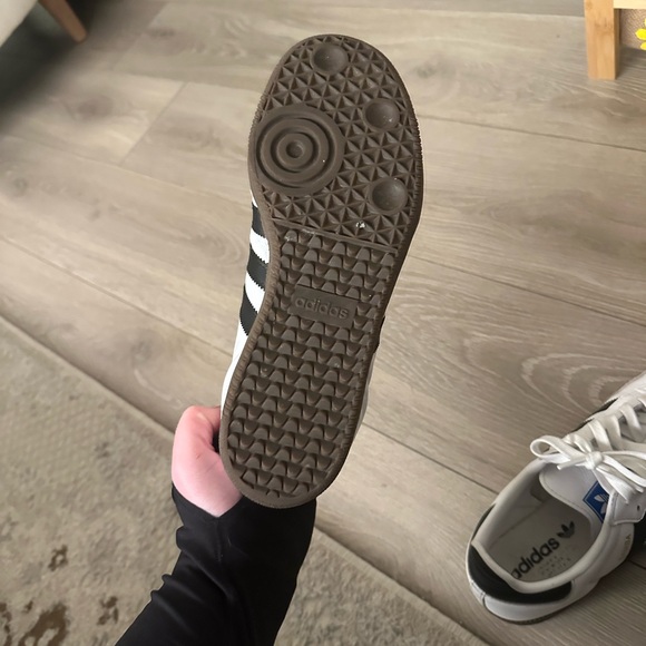 Adidas Women's White and Black Sambas Sneakers - Picture 3 of 5